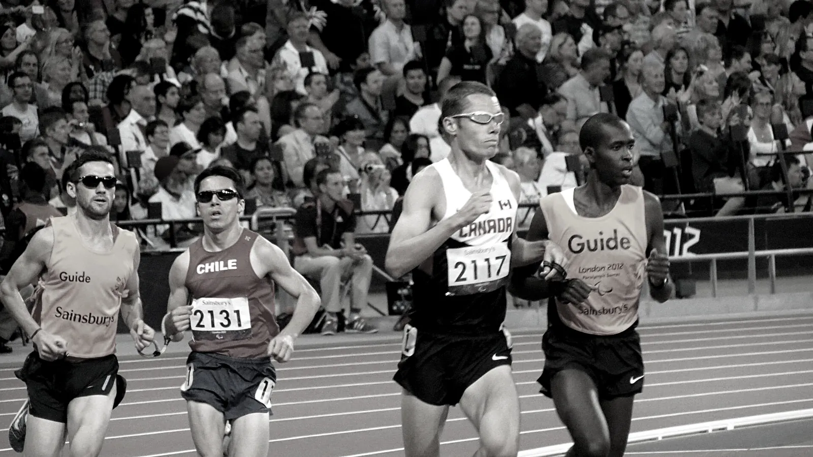 Coureurs sur une piste, Olympiades